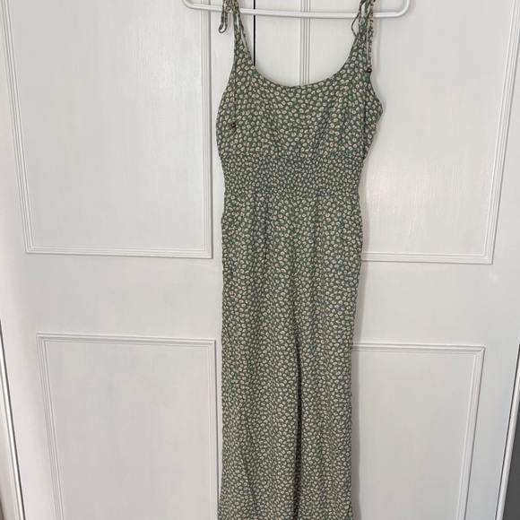 American Eagle Outfitters Green Floral Dress - Picture 1 of 4